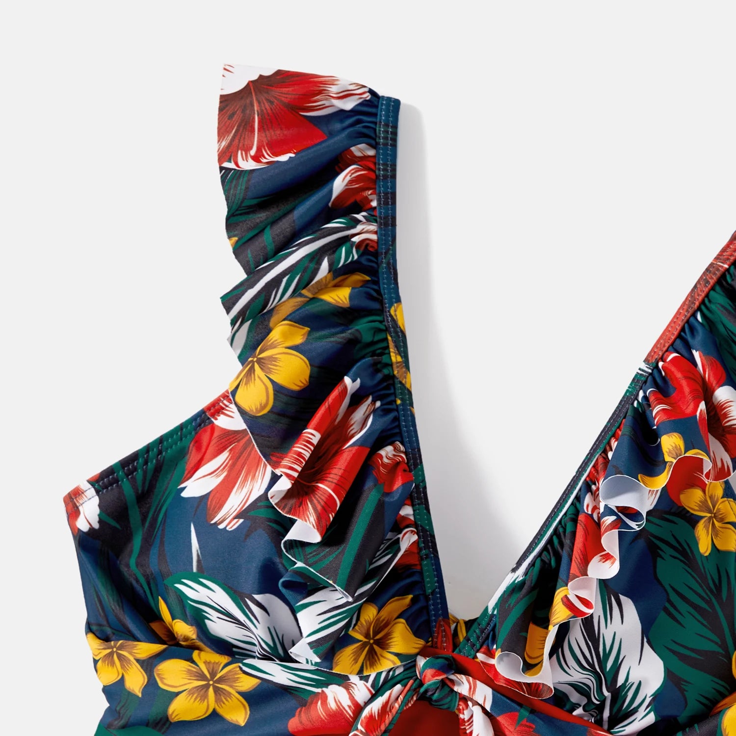 Family Matching Swimsuit Floral Print & Solid Spliced Ruffle Trim One-piece Swimsuit and Swim Trunks